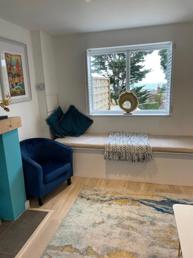 The Bolt Hole Hythe Panoramic Coast And Sea Views Villa Exteriör bild
